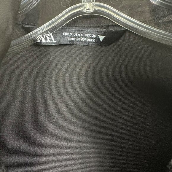 2/$30 Zara Black Satin‎ Efect Crop Shirt Dressy Size Small - Picture 13 of 15